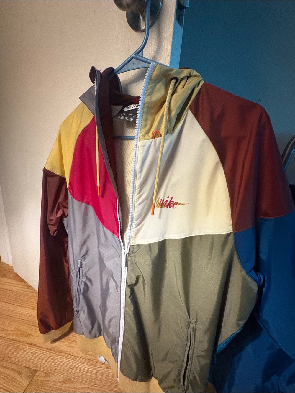 Nike Retro Windbreaker Jacket - Never worn
